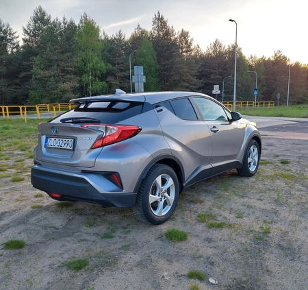 Toyota C-HR cena 88900 przebieg: 65600, rok produkcji 2018 z Łobez małe 121